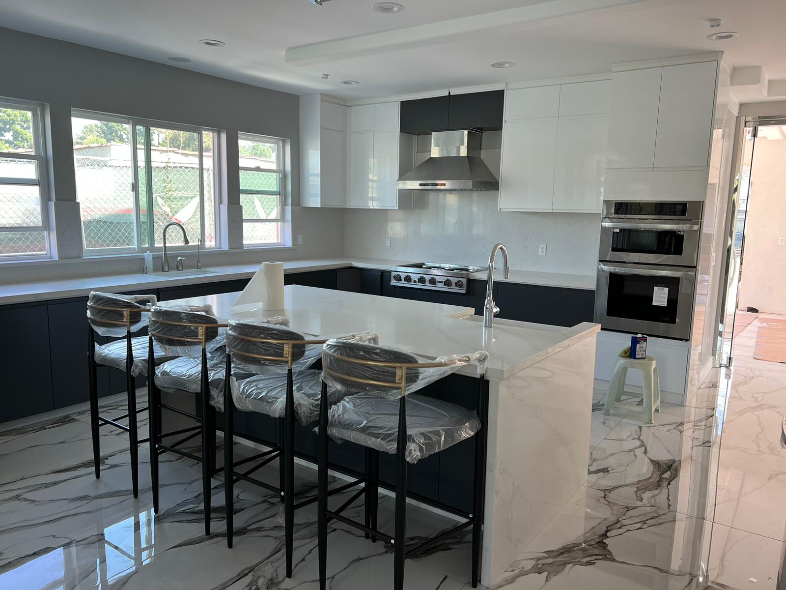 Kitchen & Closet & Dressing Table & Vanities Project in Los Angeles, America